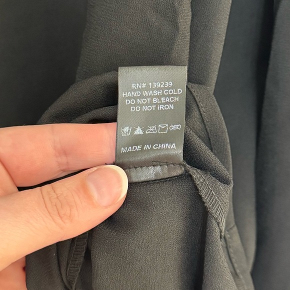 Pomander Place NWT Tuckernuck Bedford Top XXL Black Long Sleeve Dressy - Picture 11 of 13